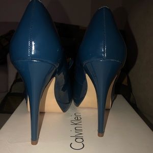 Calvin Klein Kalinda Patent Pumps aka Mary Janes 👠